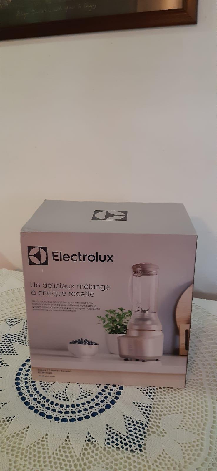 Electrolux E4TB1-6ST frullatore da tavolo 1,5 L grigio 800 W