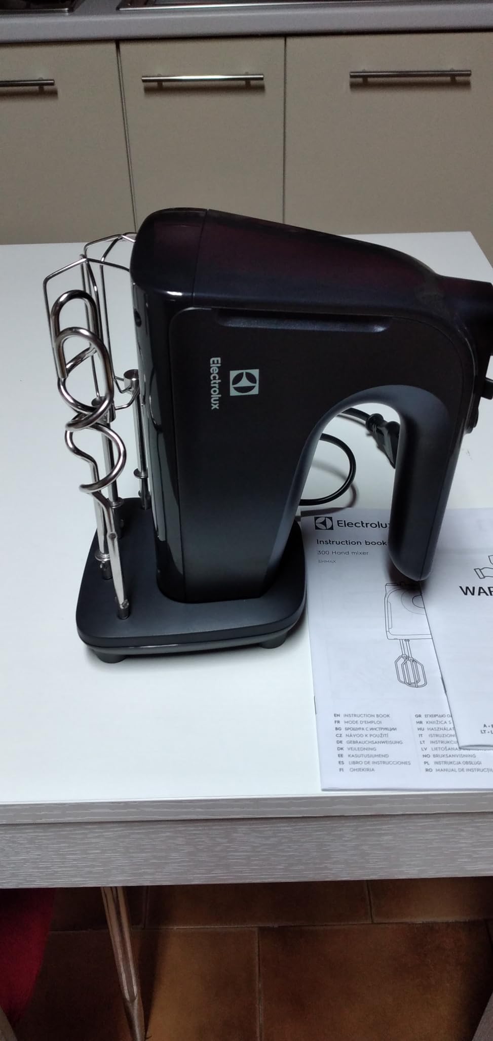 Electrolux Serie 300 EHM4B sbattitore noir 500 W