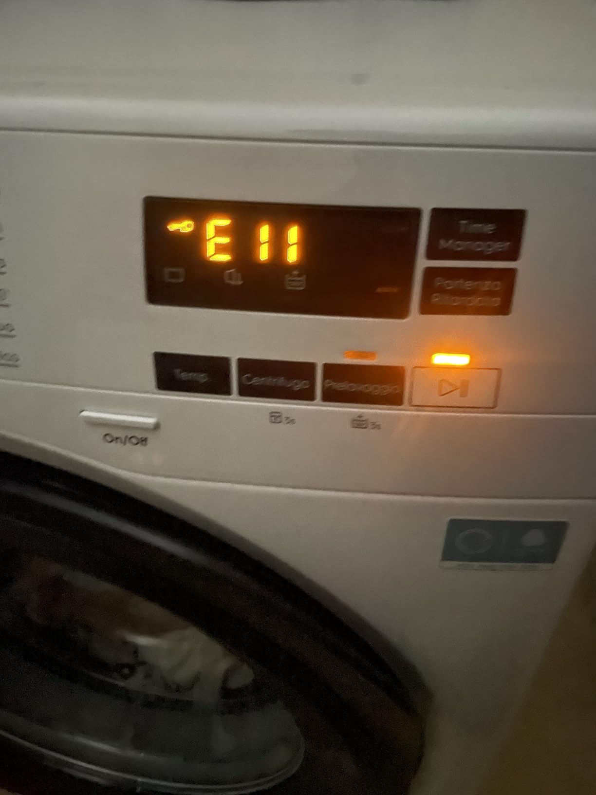 Electrolux Serie 600 EW6F110G lavatrice 10 kg classe B