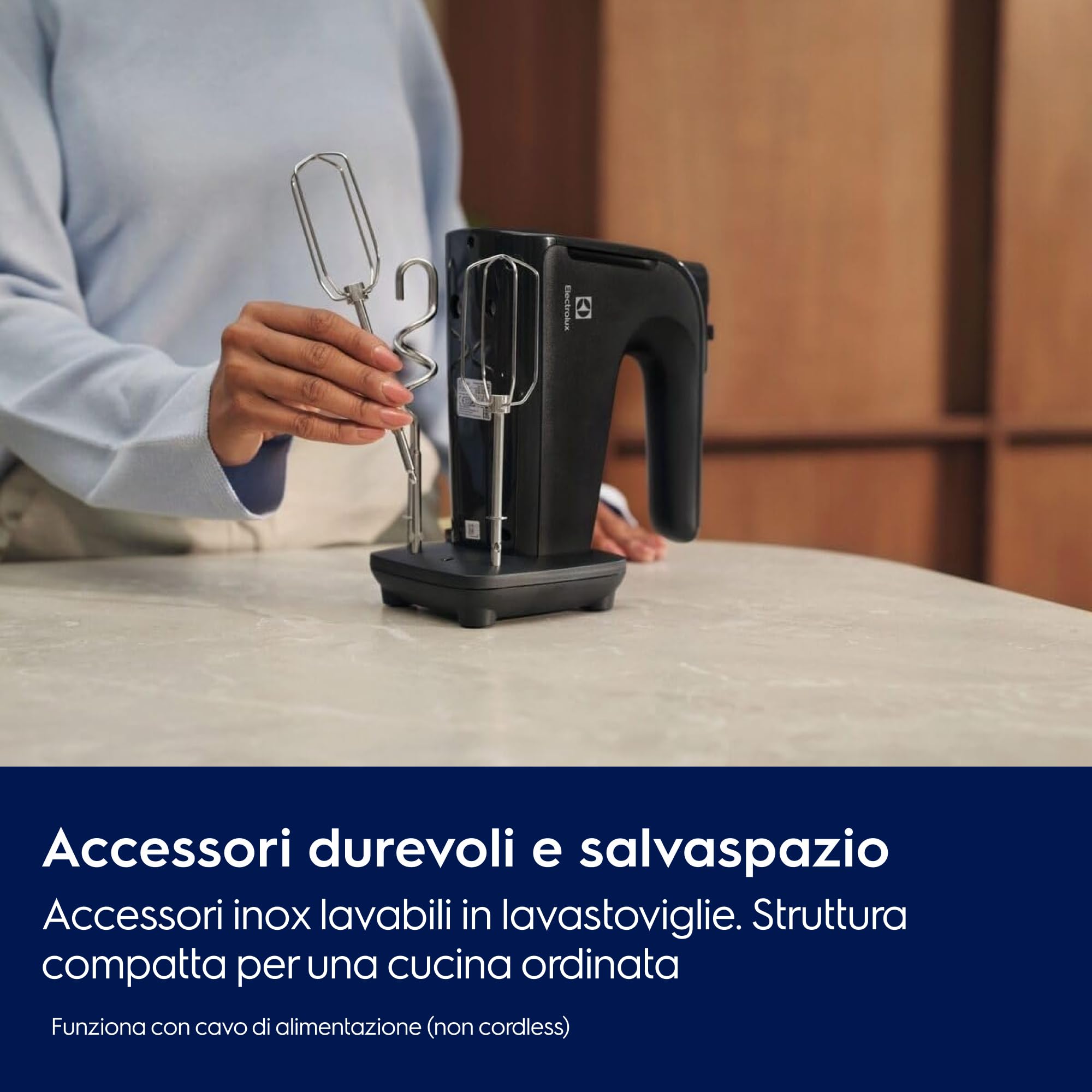 Electrolux Serie 300 EHM4B sbattitore noir 500 W