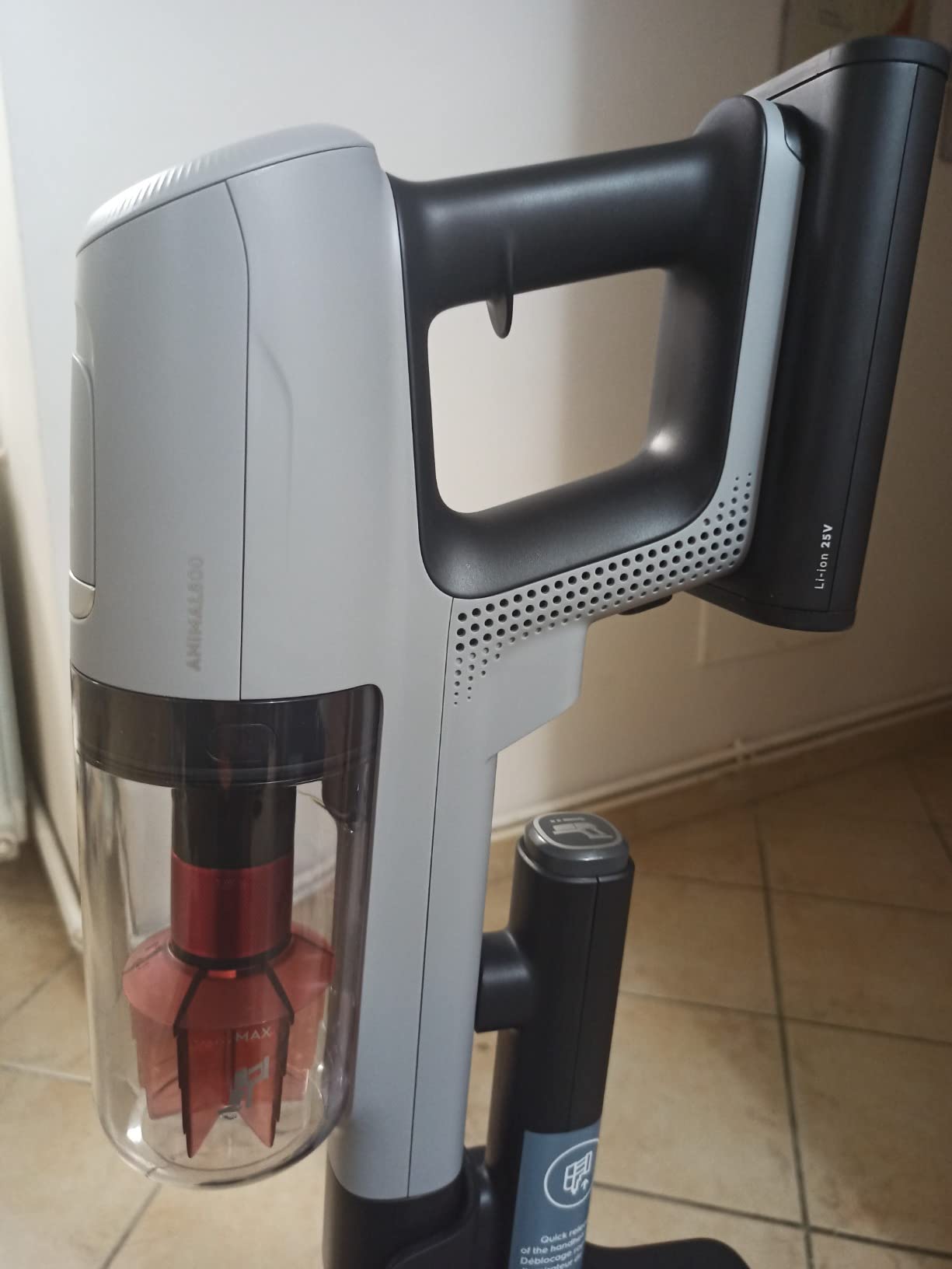 Electrolux Ultimate 800 EP81AB25UG scopa elettrica grigia