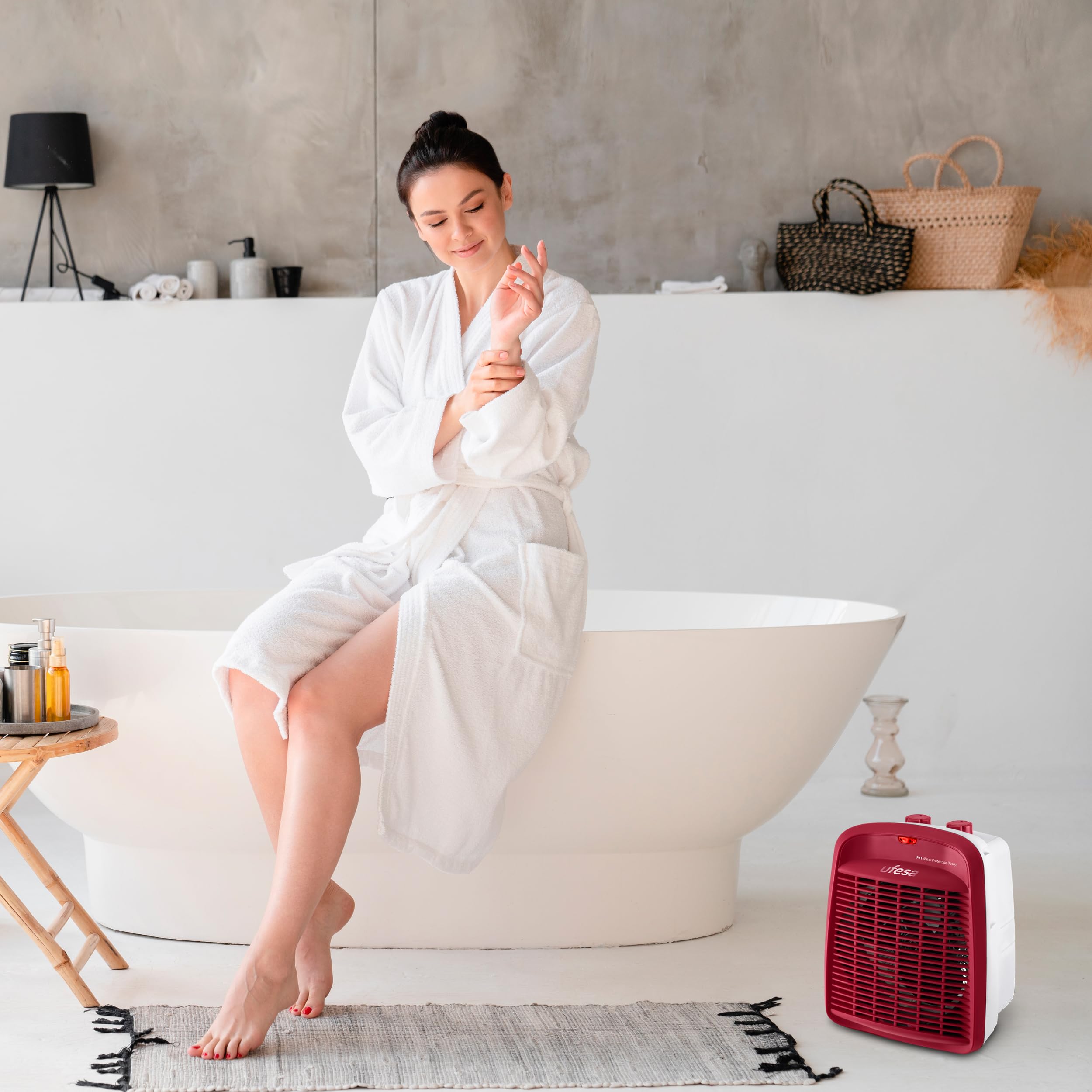 Ufesa Persei termoventilatore 2000W rosso bagno IPX1