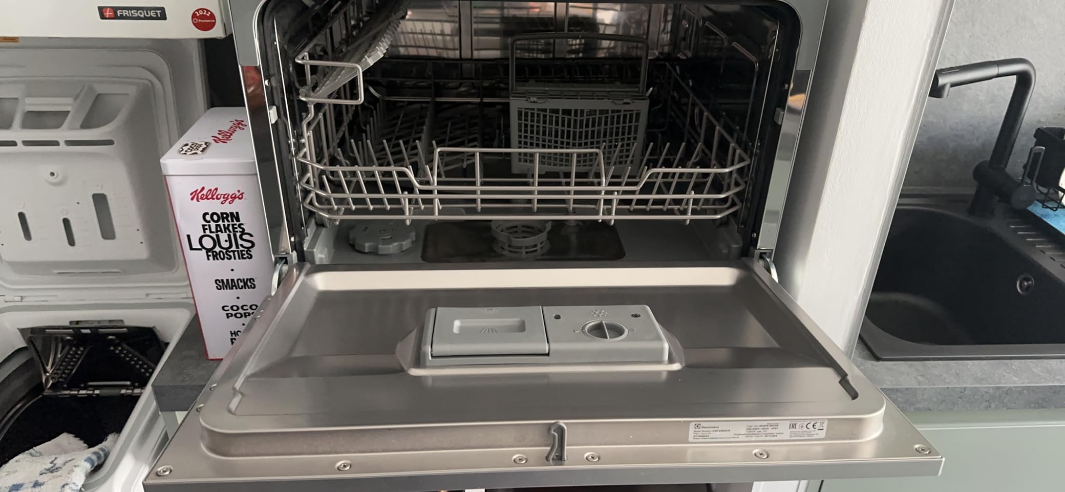 Electrolux ESF2400OW lavastoviglie da tavolo bianca 6 coperti