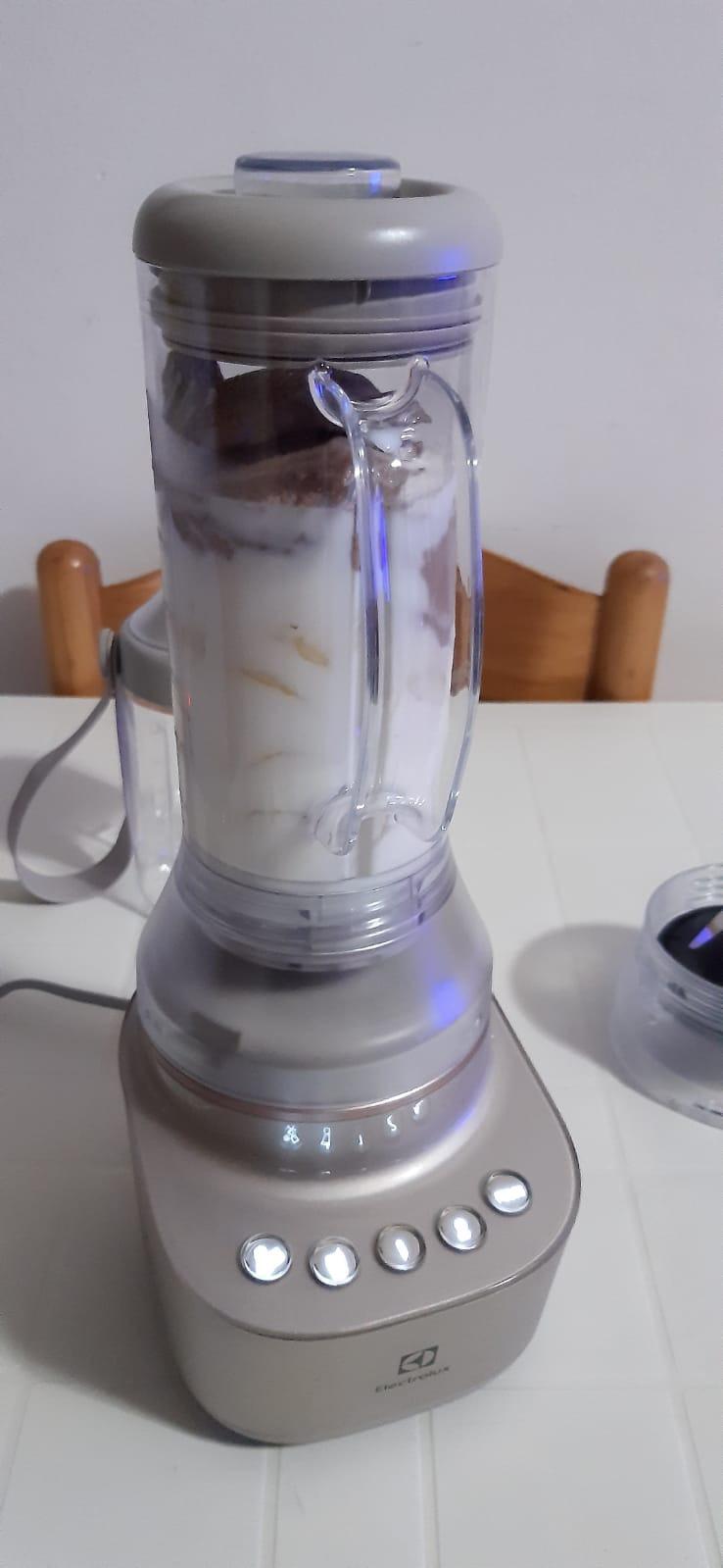 Electrolux E4TB1-6ST frullatore da tavolo 1,5 L grigio 800 W