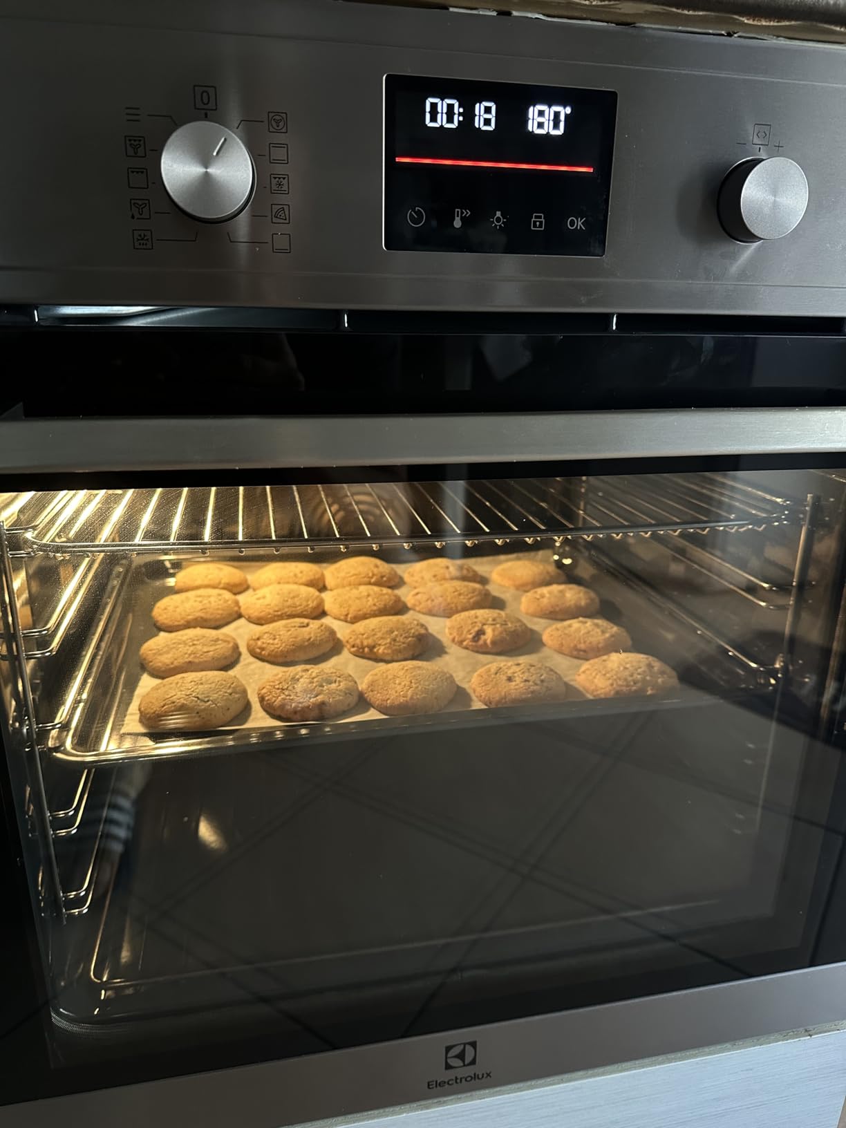 Electrolux 500 Series EOF4P46X Forno Incasso 72L Inox