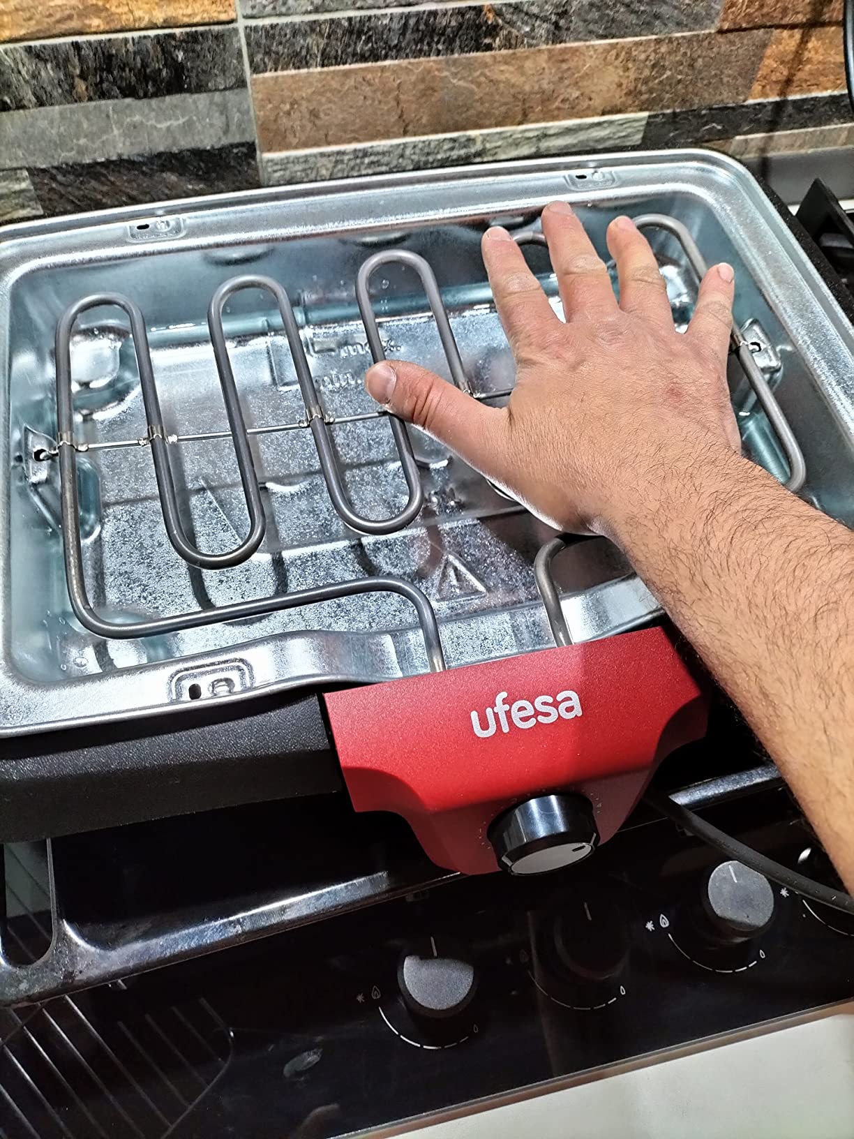 Ufesa BB7640 barbecue elettrico 2300 W senza fumo