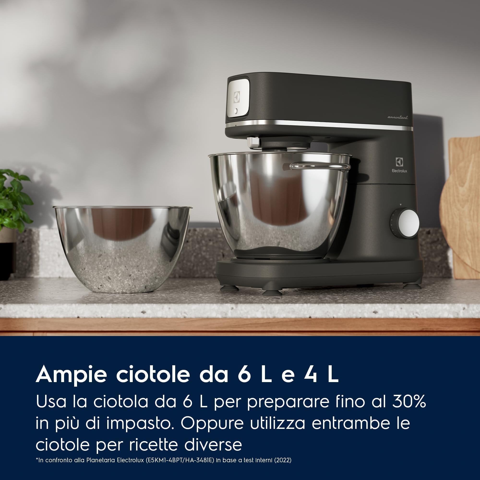 Electrolux E6KM1-4BPT impastatrice planetaria nero 1200W 6L