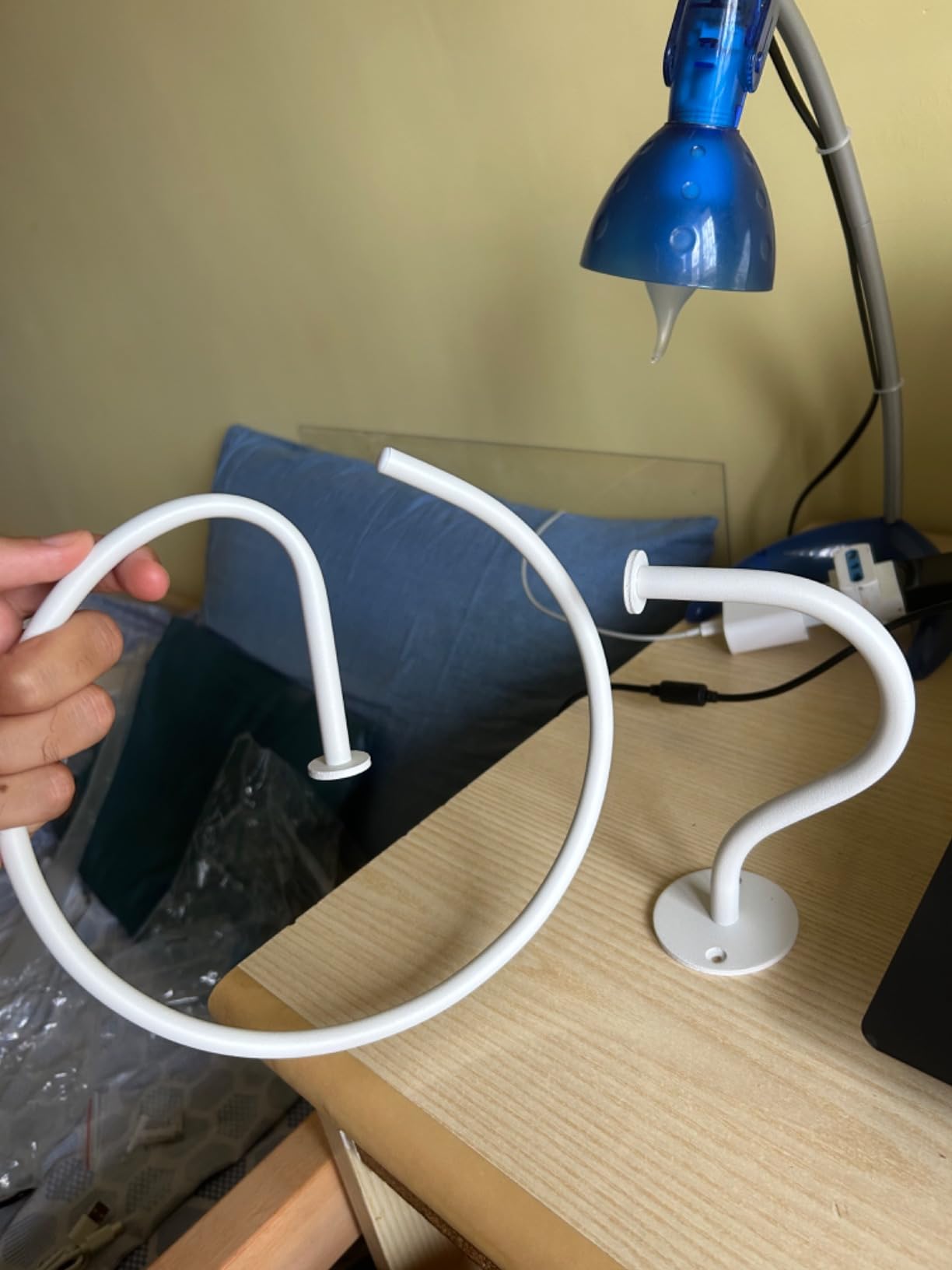 WOWDSGN 3 in 1 Lampada Tavolo LED Ricaricabile RGB IP54