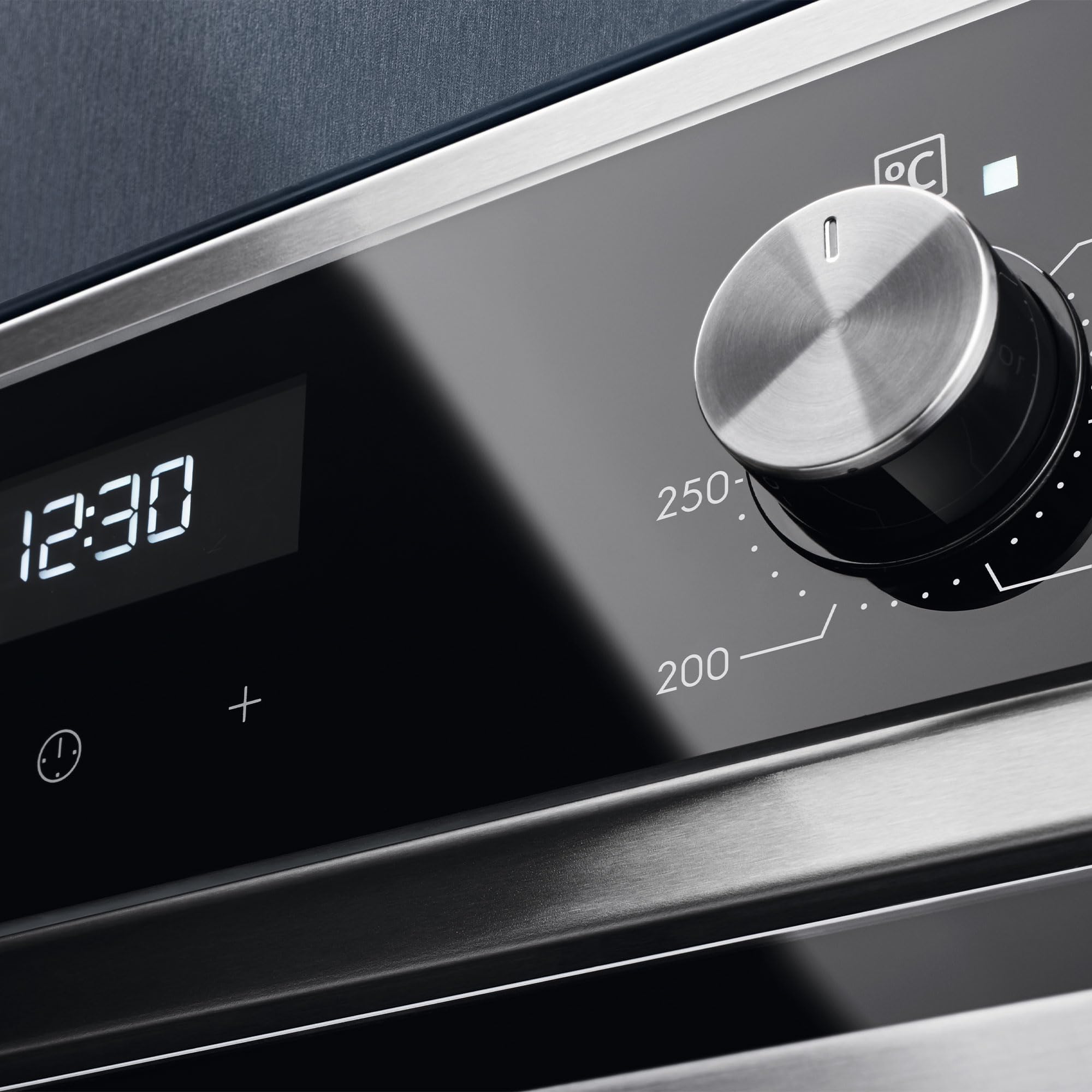 Electrolux Serie 600 EOF5H40BX forno incasso 72L inox Classe A