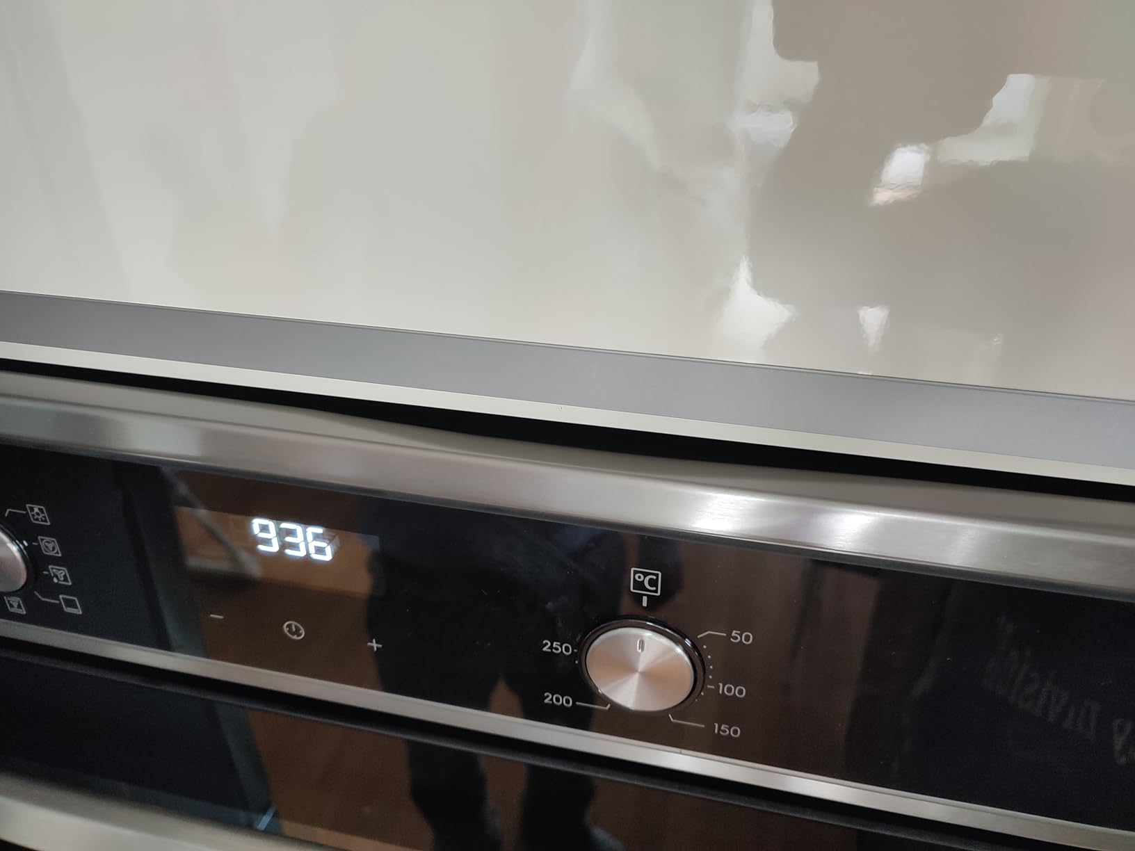 Electrolux Serie 600 EOF5H40BX forno incasso 72L inox Classe A