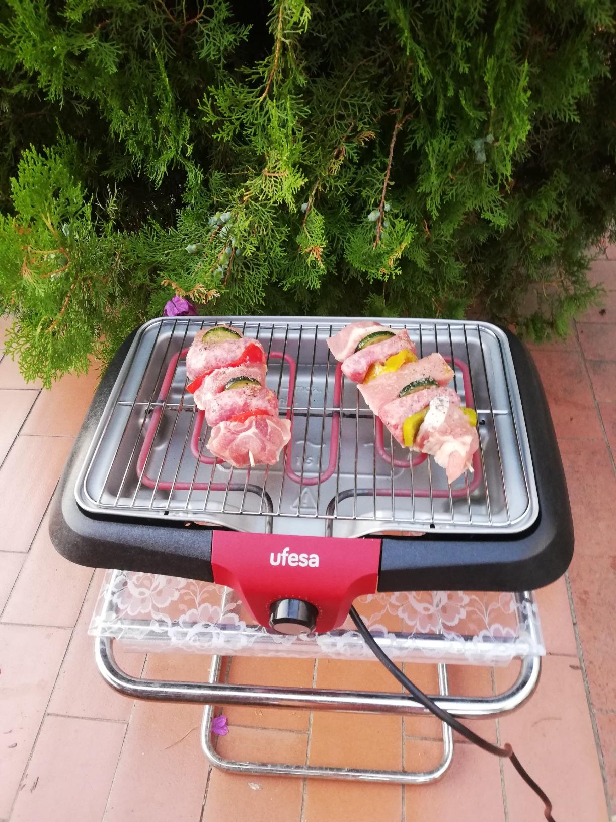 Ufesa BB7640 barbecue elettrico 2300 W senza fumo