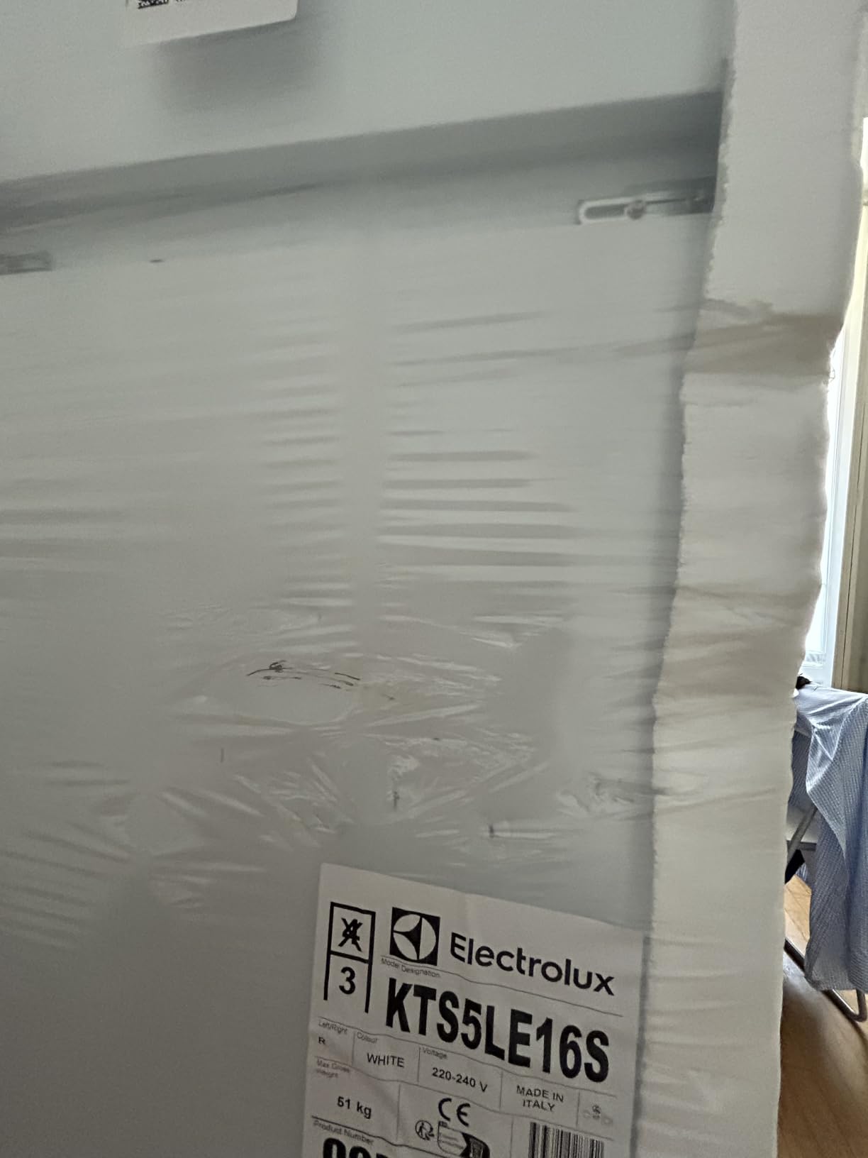 Electrolux KTS5LE16S frigorifero incasso doppia porta 158 cm