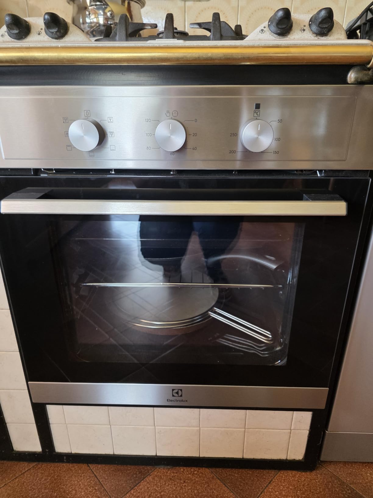 Electrolux 300 EOH2H00BX forno incasso 58 L inox classe A