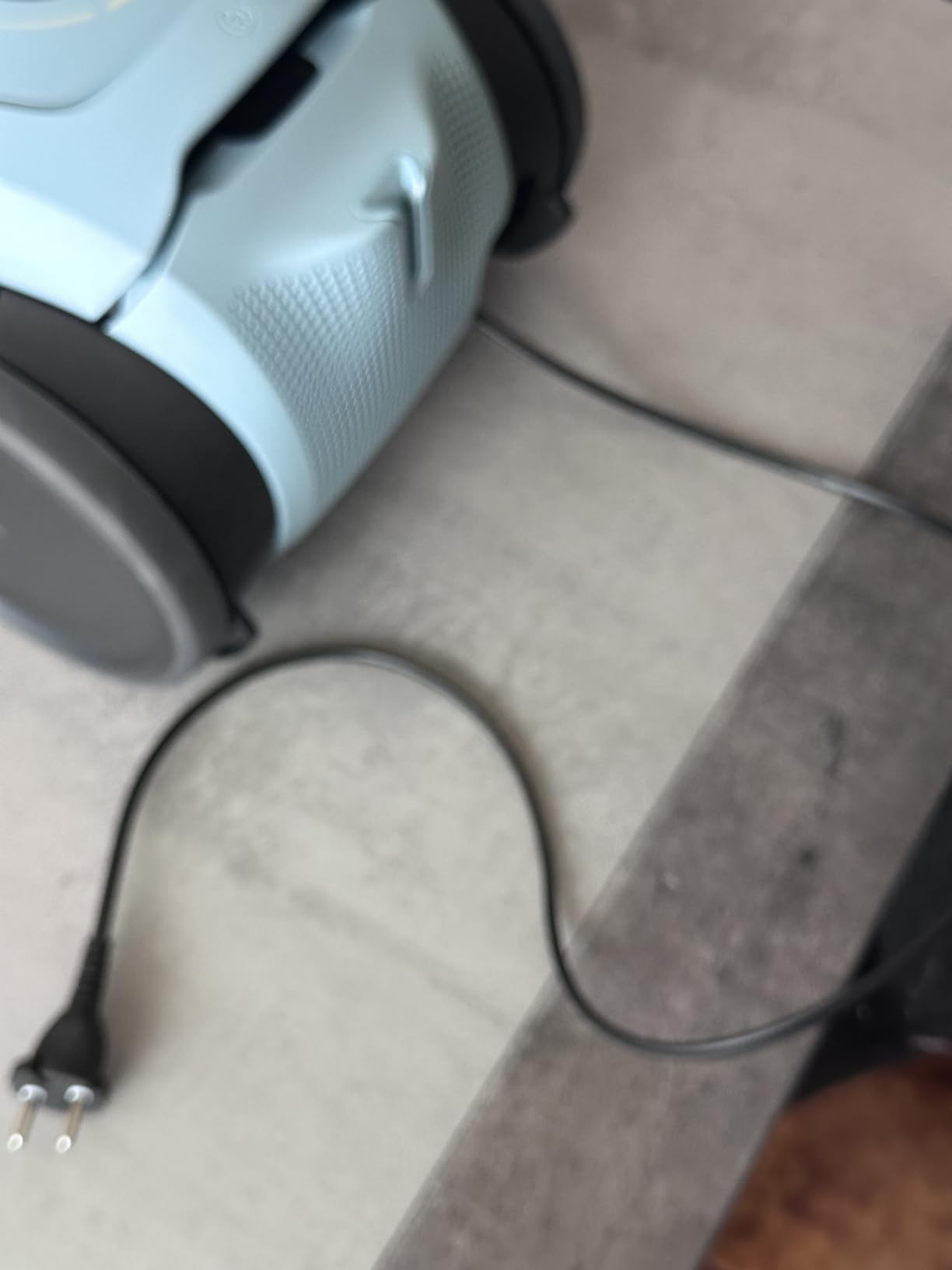 Electrolux Pure D8.2 PD82 aspirapolvere con sacco nero 3,5 L