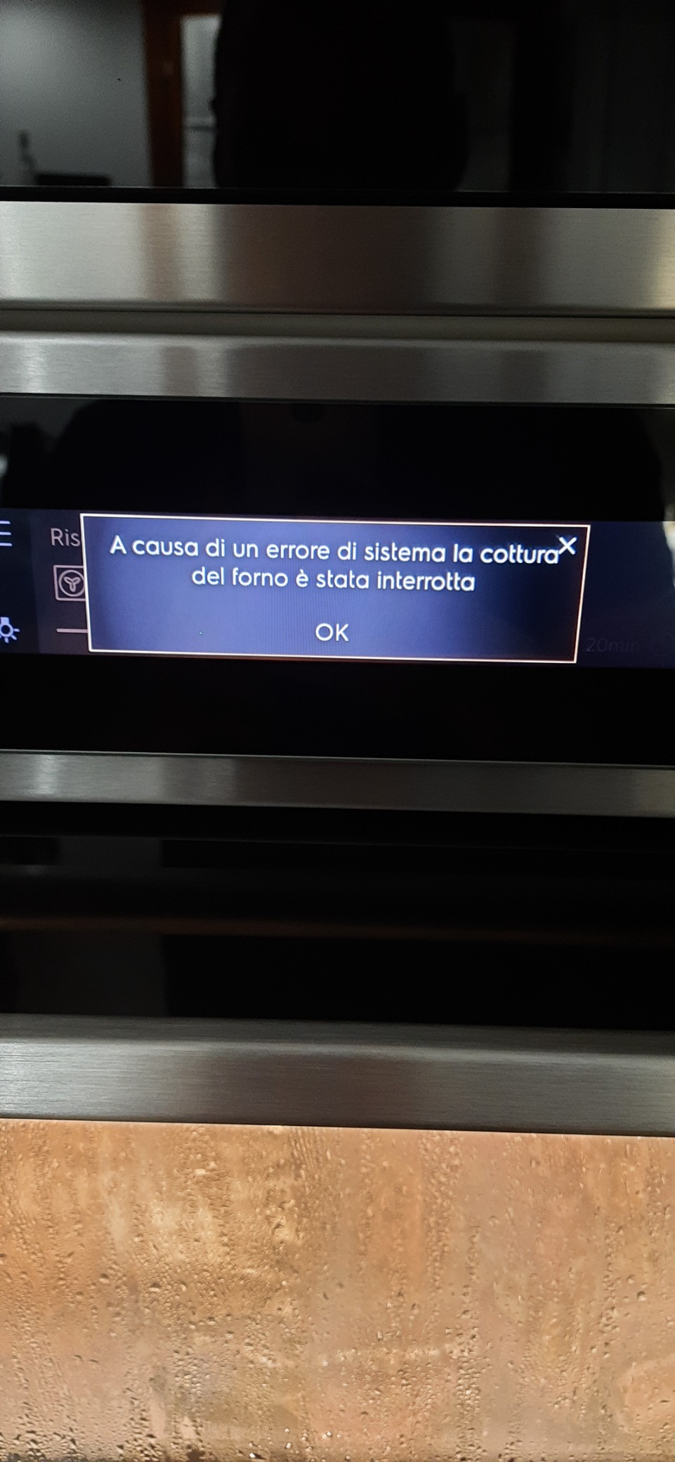 Electrolux SteamBoost EOB9S21WX forno incasso 70 L inox
