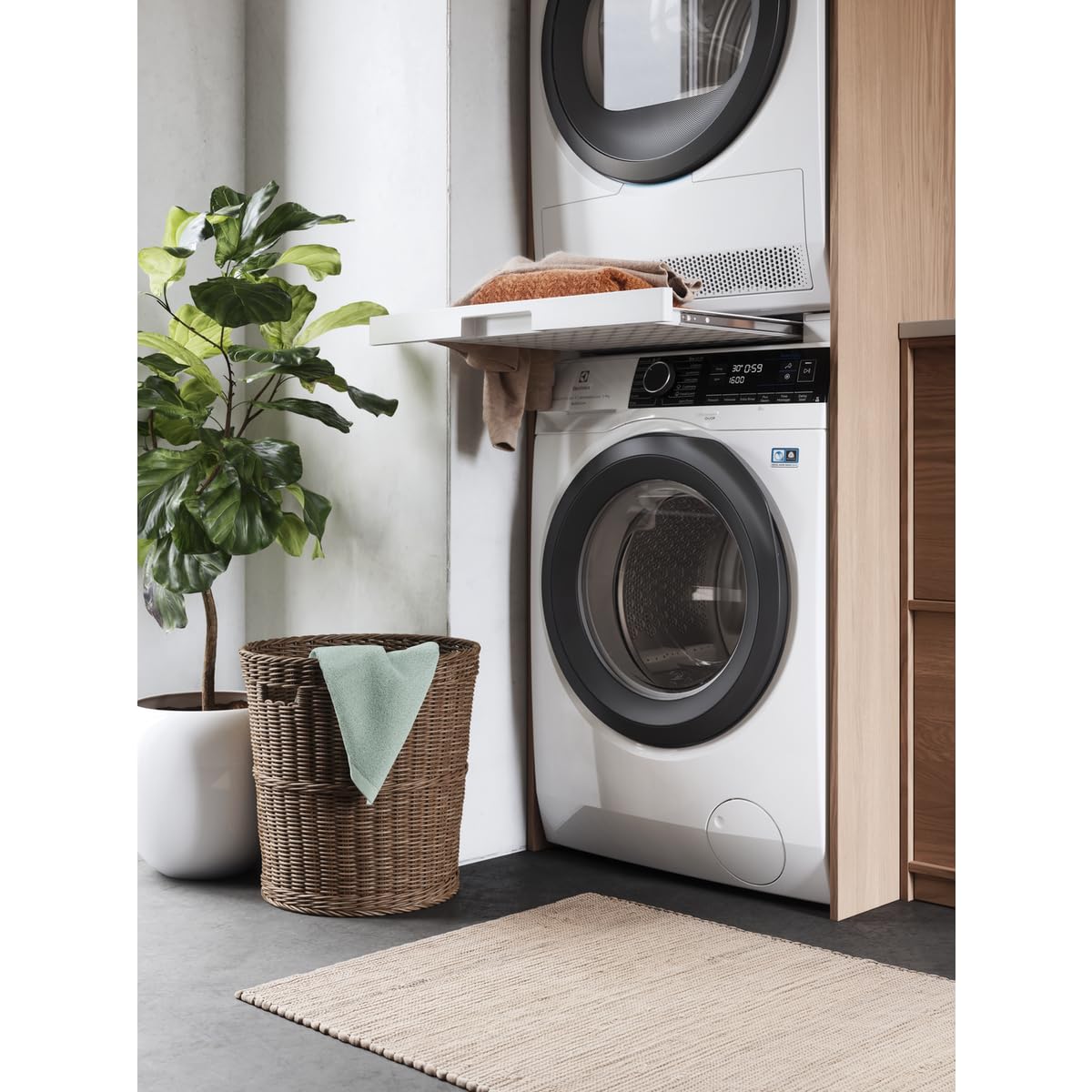 Electrolux E1WYHSK2 kit impilaggio con piano estraibile