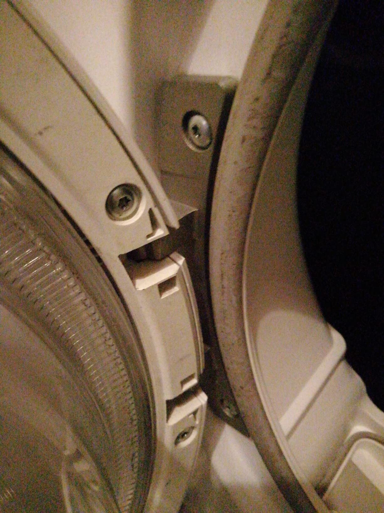 Electrolux 1366253233 cerniera porta asciugatrice