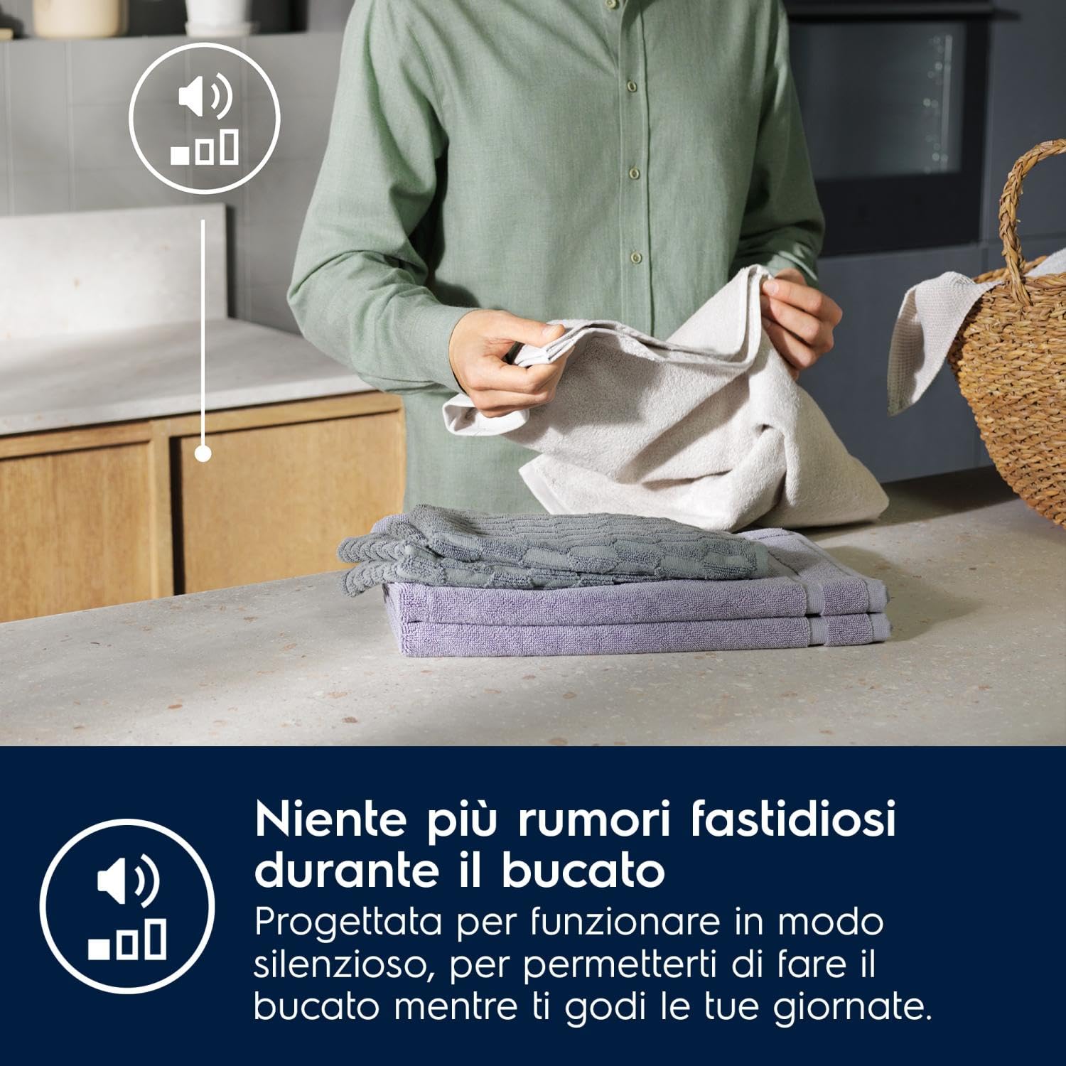 Electrolux PerfectCare 700 EW7FB74BI Lavatrice 7 kg Vapore