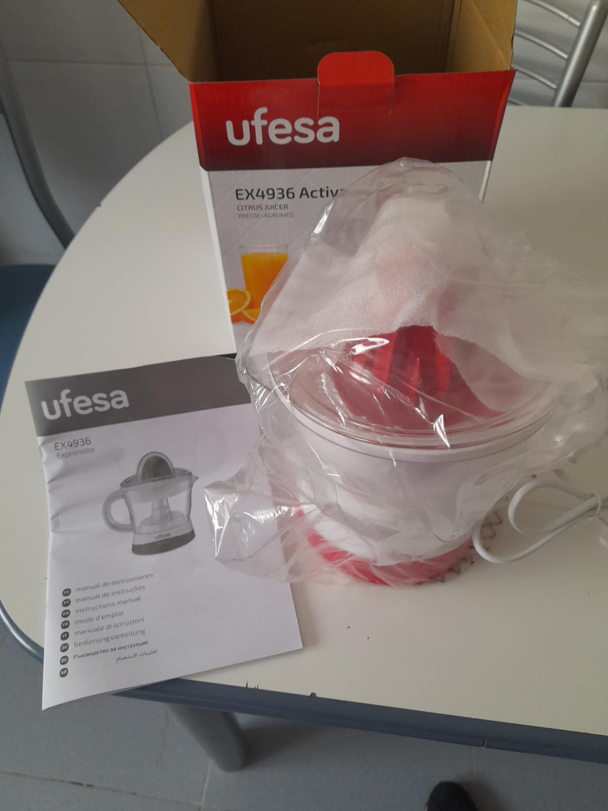 Ufesa EX4936 Spremiagrumi Elettrico 0,7L Doppio Cono
