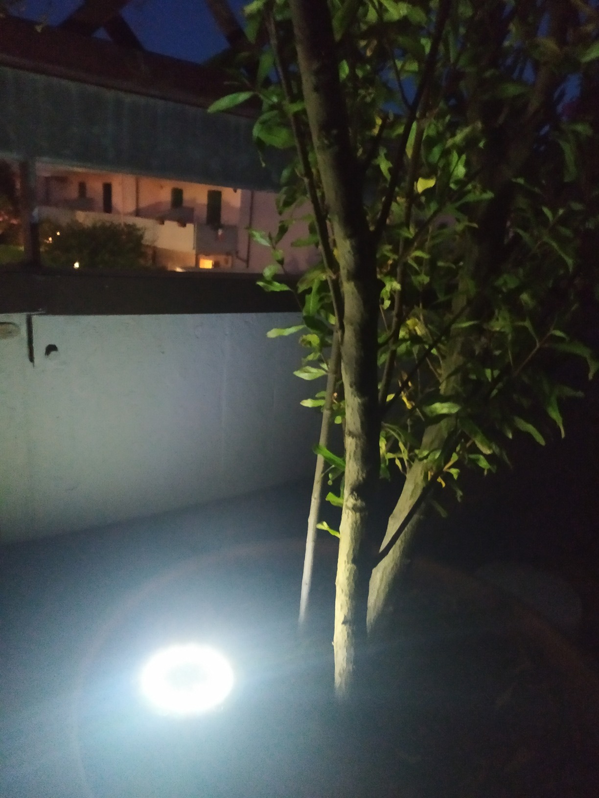 WOWDSGN faretto solare giardino bianco freddo 8 pezzi IP65