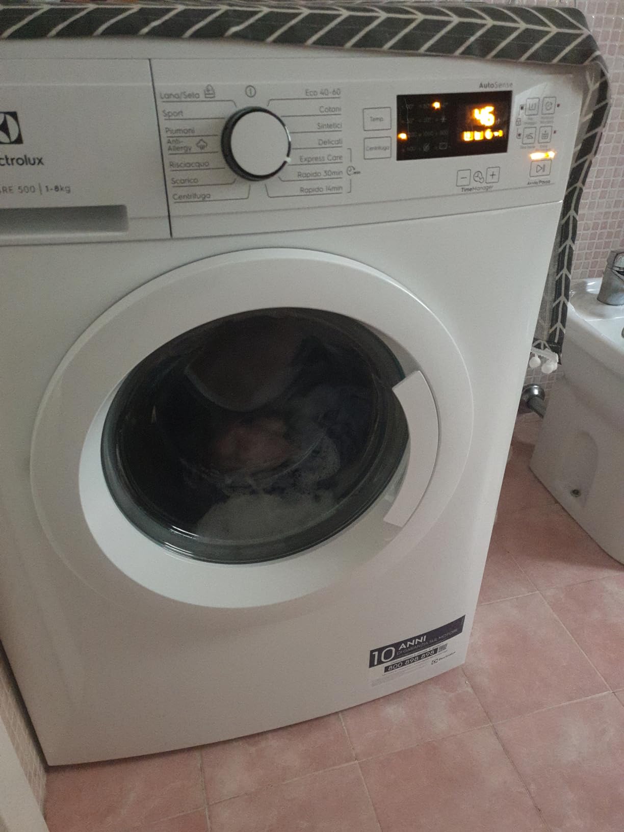 Electrolux PerfectCare 500 EW2F5W82 lavatrice 8 kg classe A