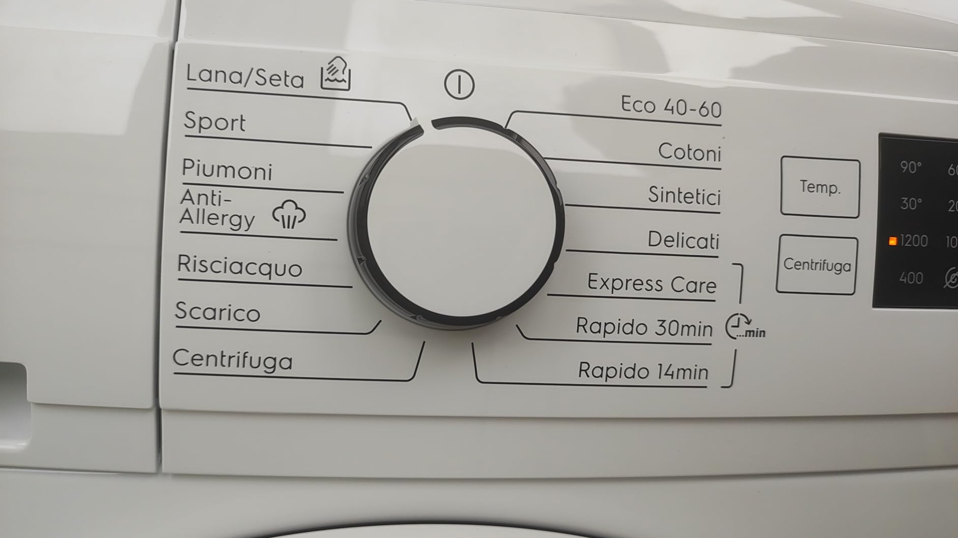 Electrolux PerfectCare 500 EW2F5W82 lavatrice 8 kg classe A