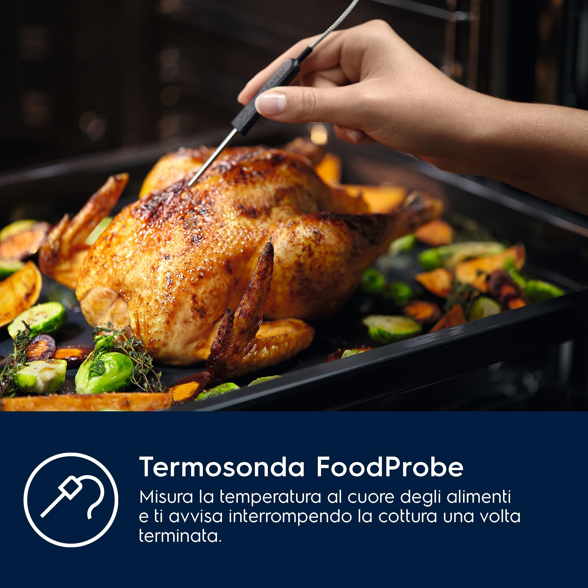 Electrolux SteamBoost EOB9S21WX forno incasso 70 L inox