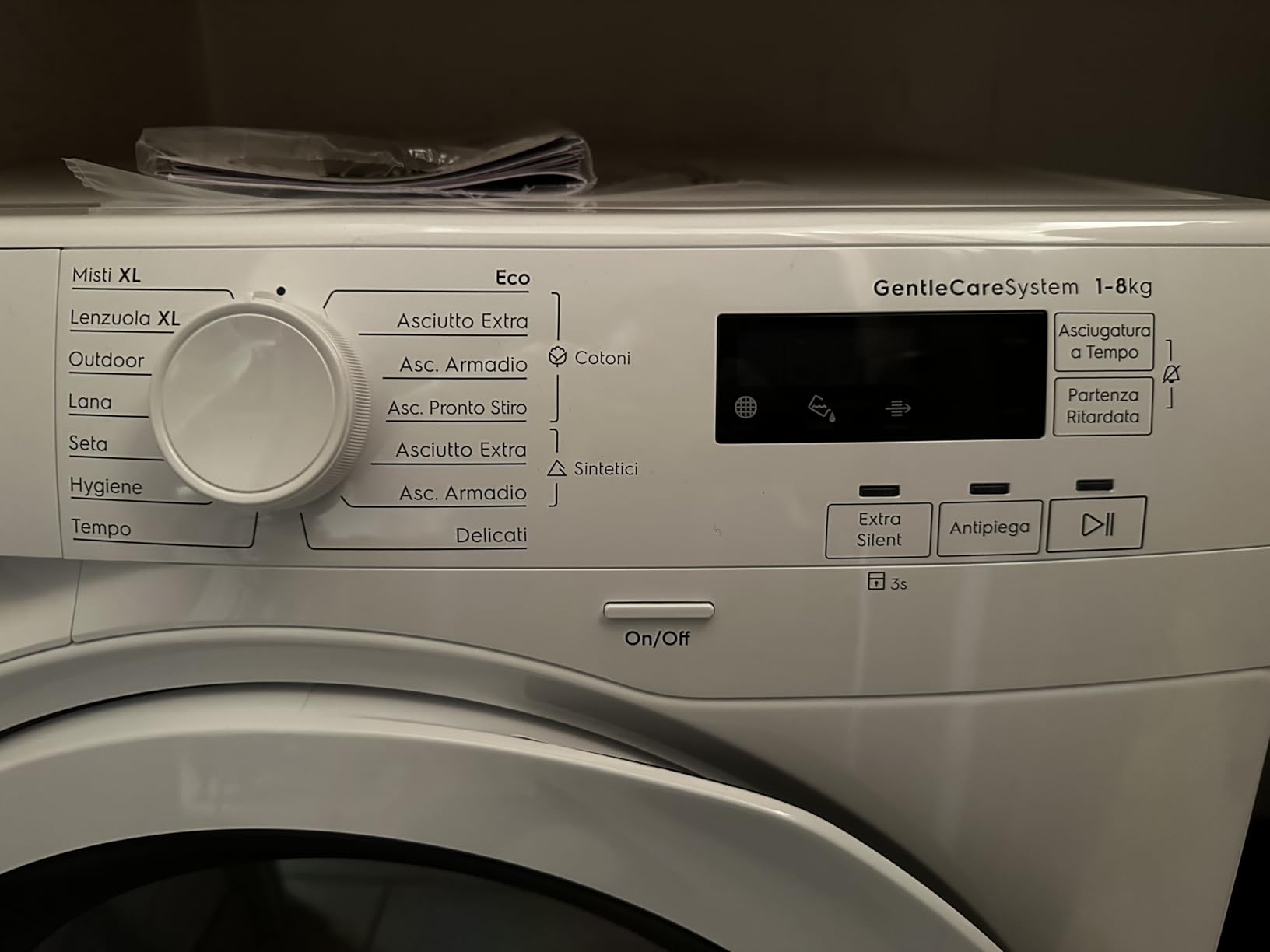 Electrolux Serie 700 EW7H583W asciugatrice pompa calore 8 kg