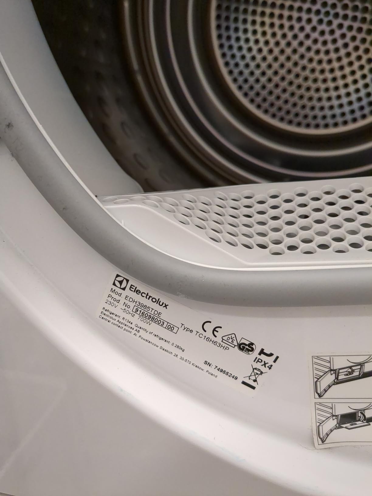Electrolux E1WYHSK2 kit impilaggio con piano estraibile