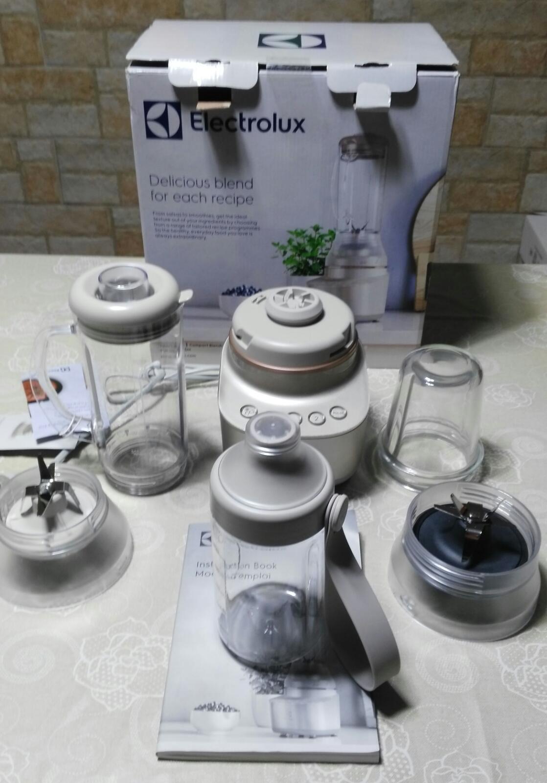 Electrolux E4TB1-6ST frullatore da tavolo 1,5 L grigio 800 W