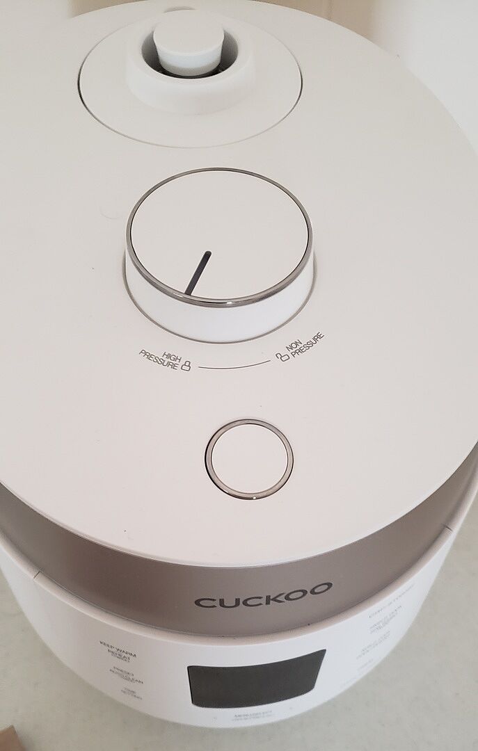 CUCKOO CRP-ST0609F cuociriso elettrico 6 tazze doppia pressione