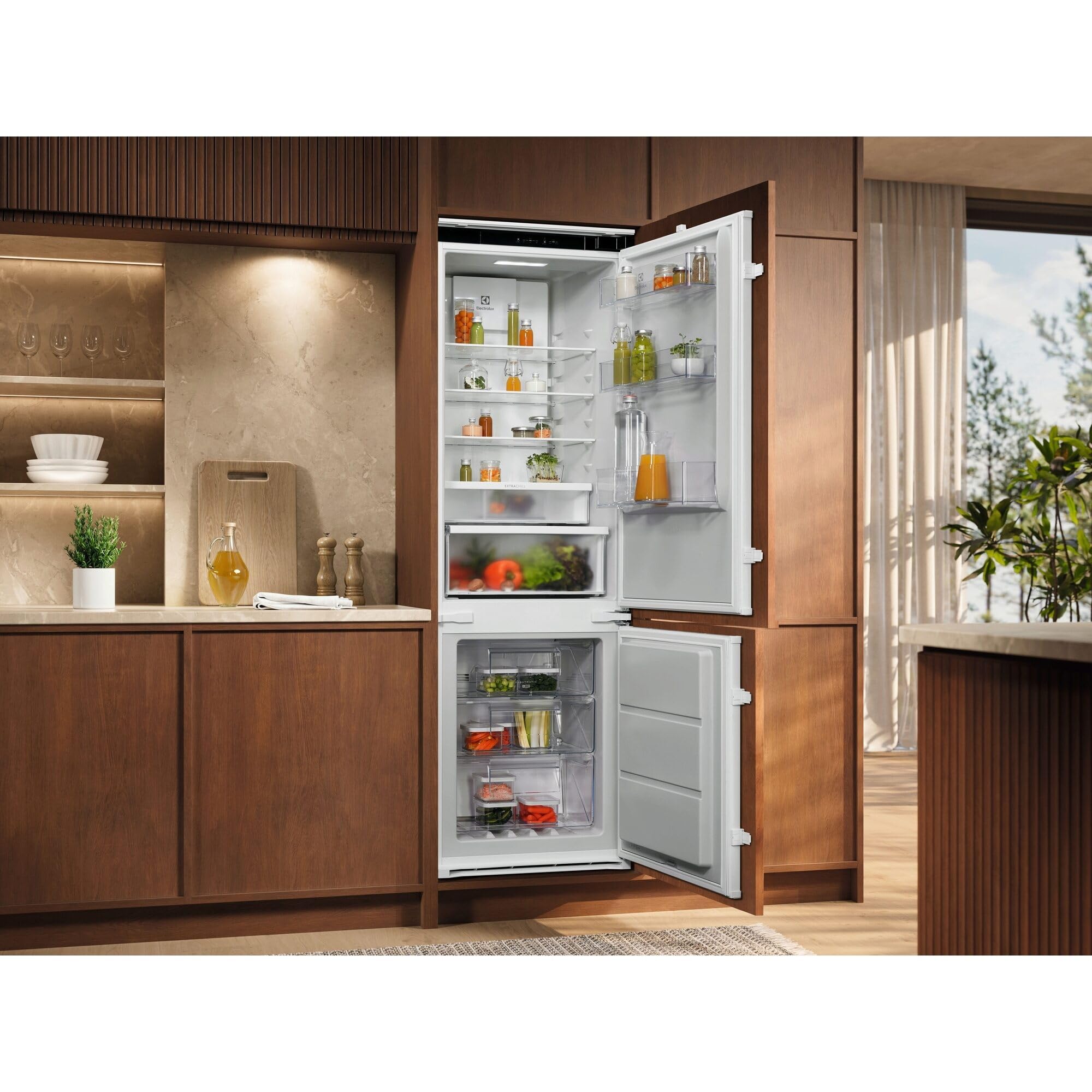 Electrolux ENA7CD18S0 frigorifero combinato incasso 177 cm